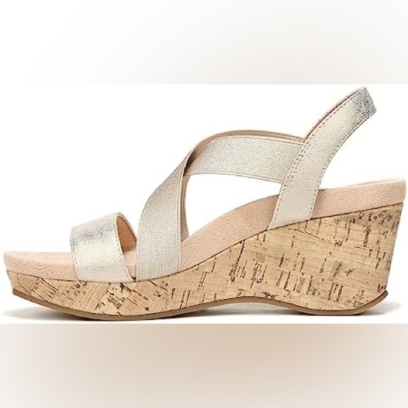 LIFE STRIDE Soft System Gold Shimmer Sandals - Picture 11 of 14